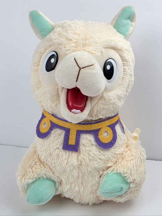 IMC Toys Other - Club Petz Bonnie Spitting Llama Interactive Plush Water Toy Tested